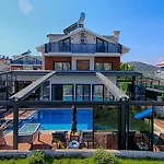 Oeluedeniz Private With Pool Villa *