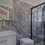 Villa Oeluedeniz Private With Pool Fethiye