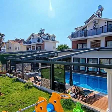 Oeluedeniz Private With Pool Villa